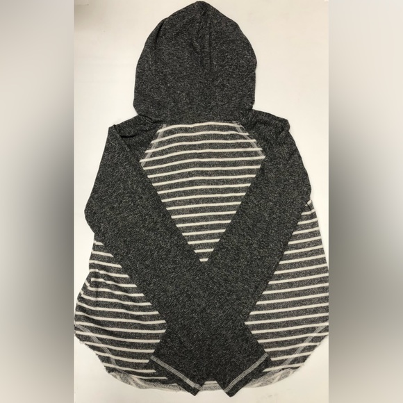 Hem & thread pre-loved hoodie - Picture 4 of 4